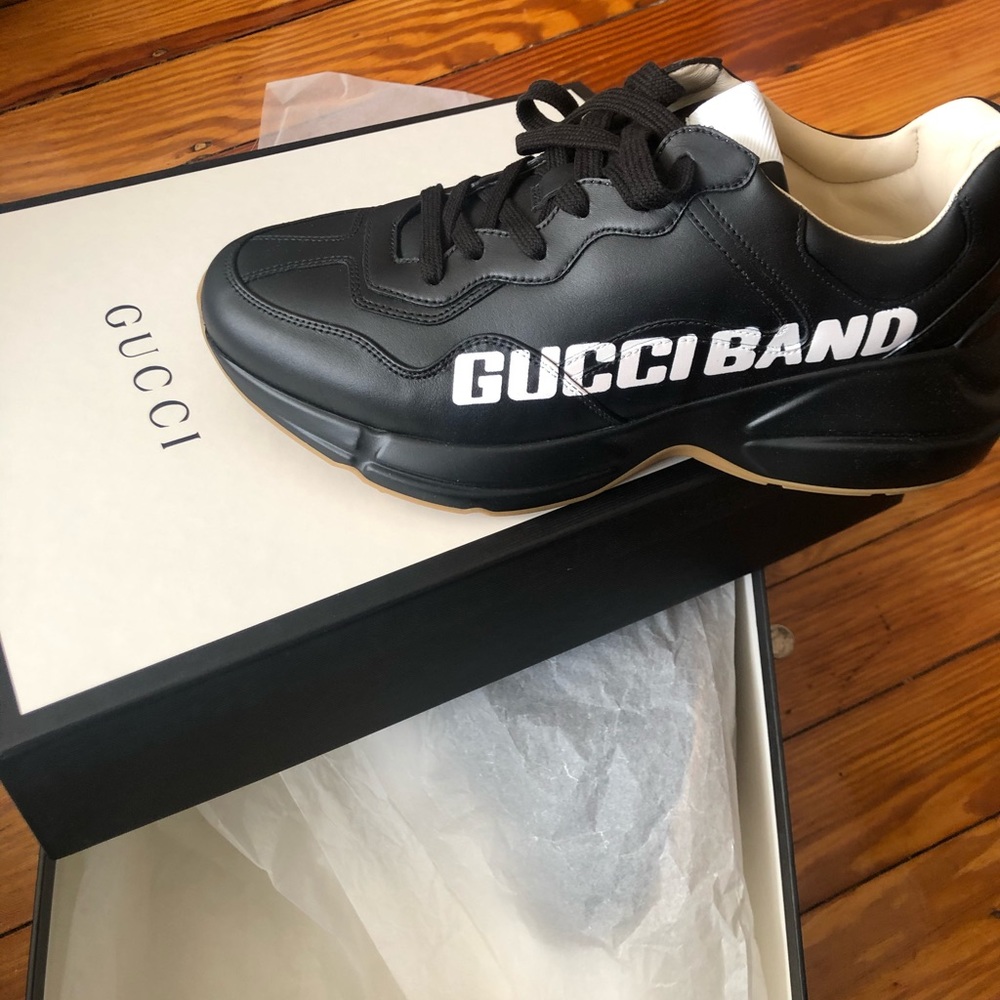 Gucci Men sneakers